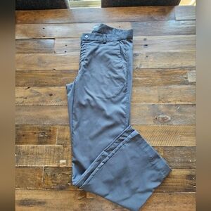 Nike golf pants (34 x 32)